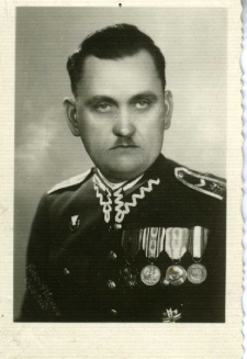 Wachmistrz Stefan Gaj z 17 Pułku Ułan&oacute;w, zdjęcie z 1939 r. (ur. 1901, zm. 1976)